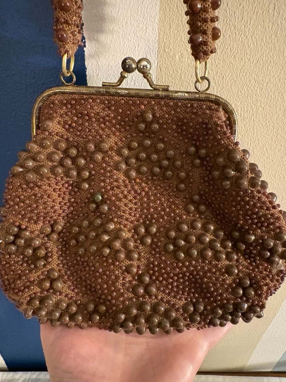 Vintage 1950s Broadway Brown Straw Beaded Handbag with Kiss Lock made in Japan - Picture 2 of 4
